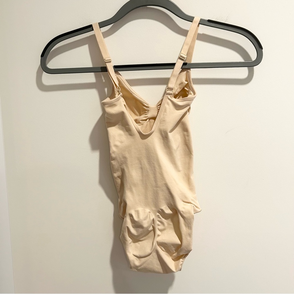 Skims Seamless Sculpt Brief Bodysuit Size Small - Picture 8 of 12